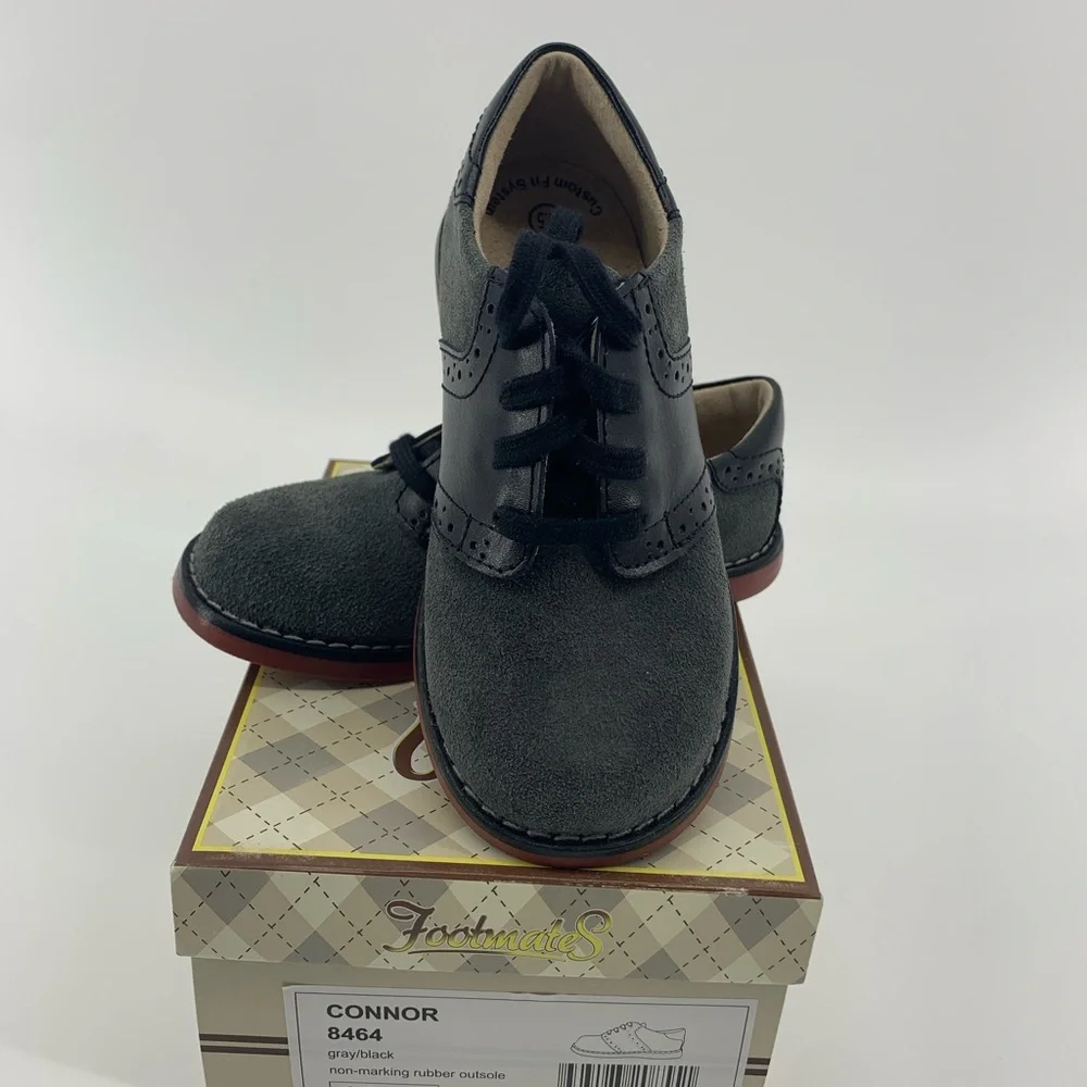 FootMates Connor boys size 8.5 grey/black